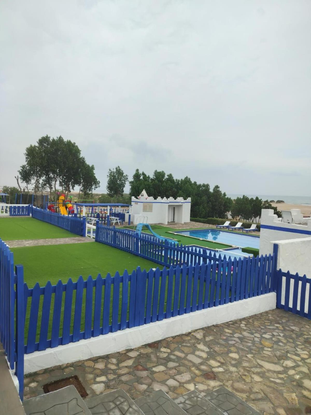 Al-Ashkhara Beach Resort منتجع شاطئ الأشخرة Al Sharqiyah Exterior photo