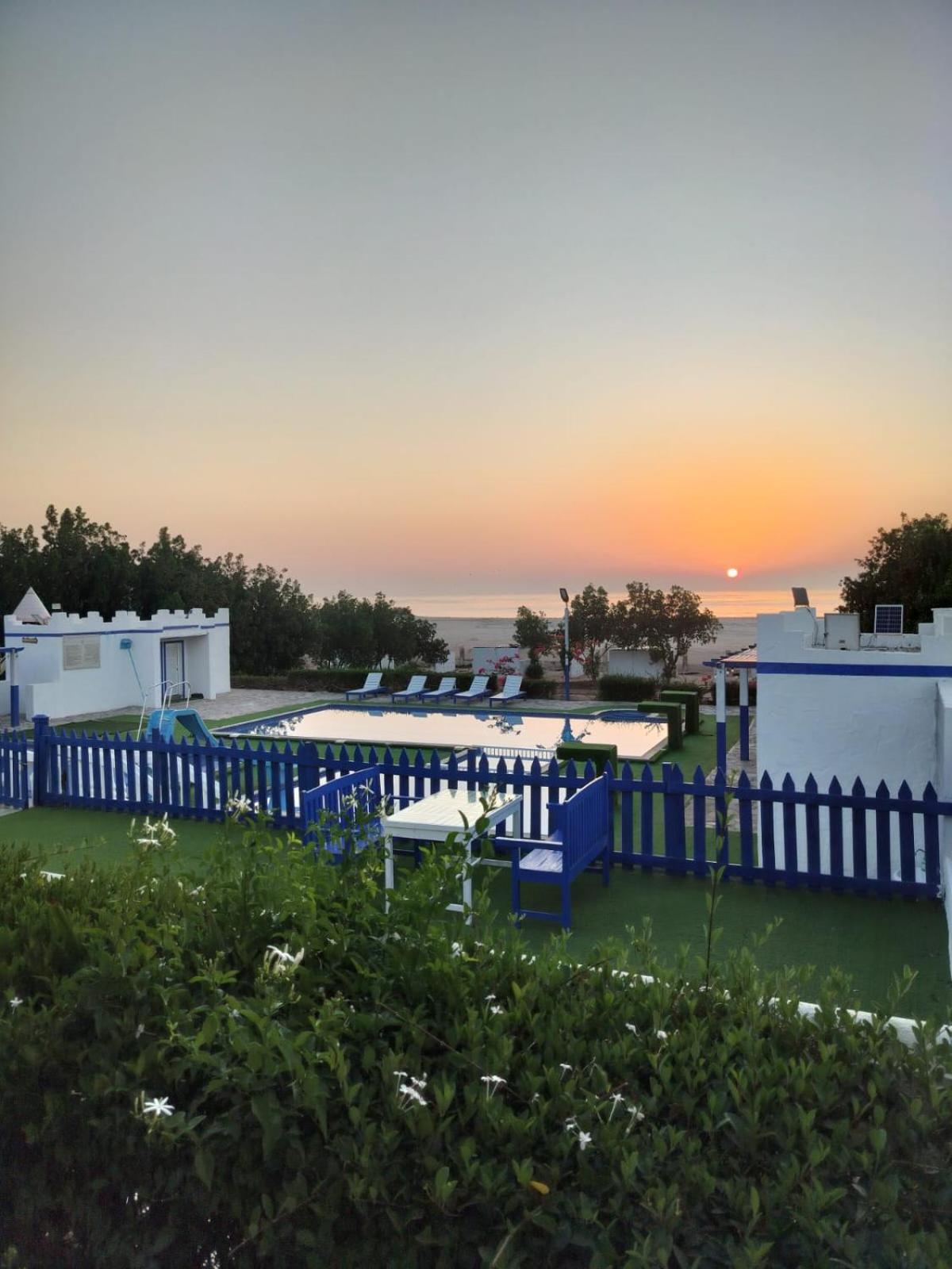 Al-Ashkhara Beach Resort منتجع شاطئ الأشخرة Al Sharqiyah Exterior photo