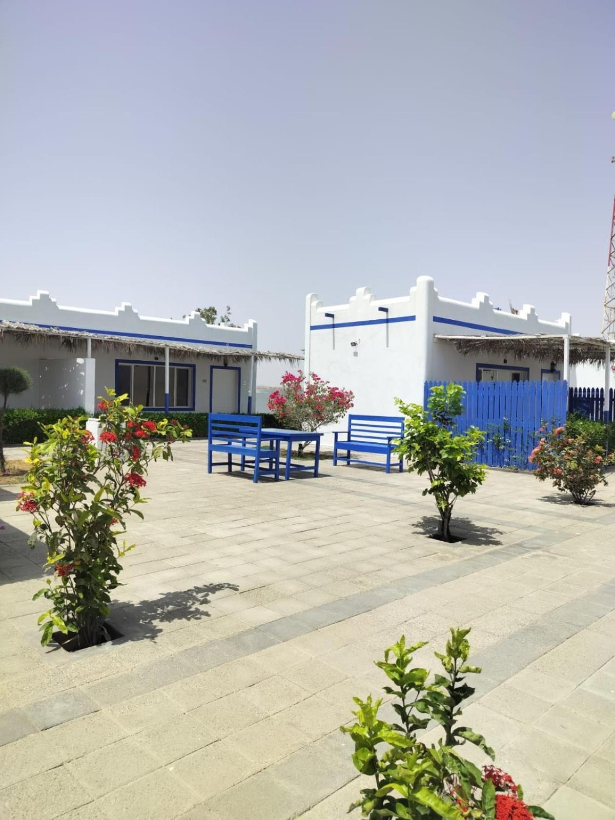 Al-Ashkhara Beach Resort منتجع شاطئ الأشخرة Al Sharqiyah Exterior photo